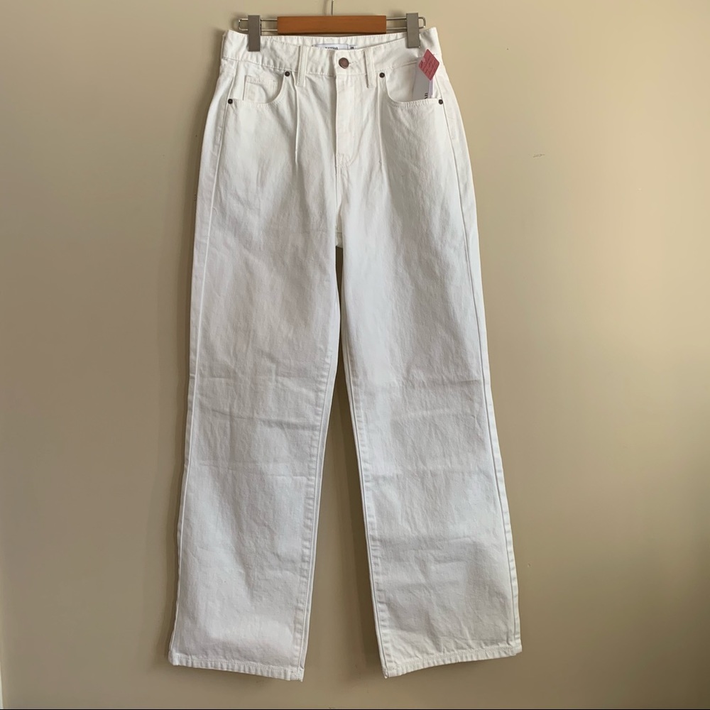 NWT Just Fab white straight cut jeans